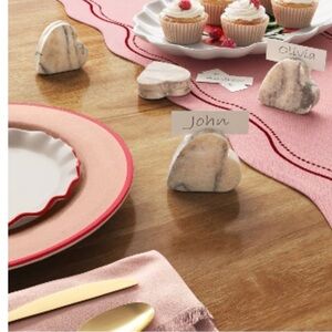 NWT Threshold Heart-Shaped Marble Place Card Holders